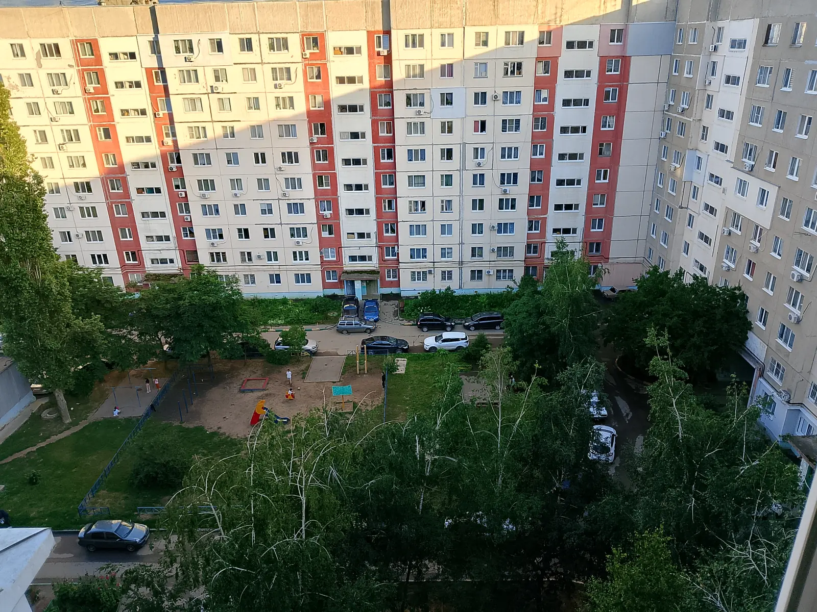 Лоджия — вид в сторону окон
